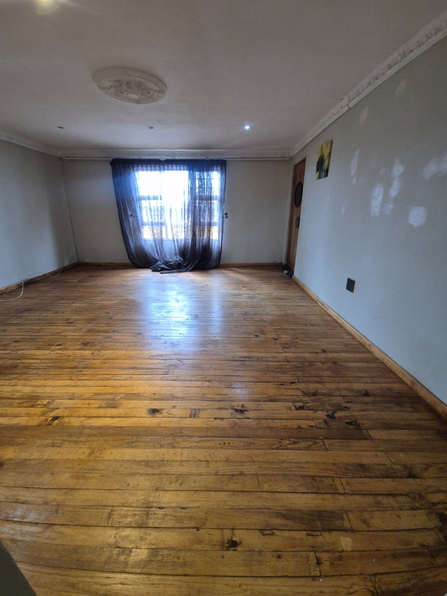 3 Bedroom Property for Sale in Kwazakhele Eastern Cape